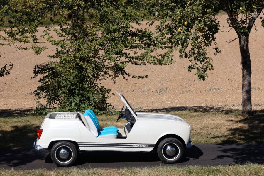  Renault 4L e-Plein Air Concept 2019 года  (фото 29 из 46)
